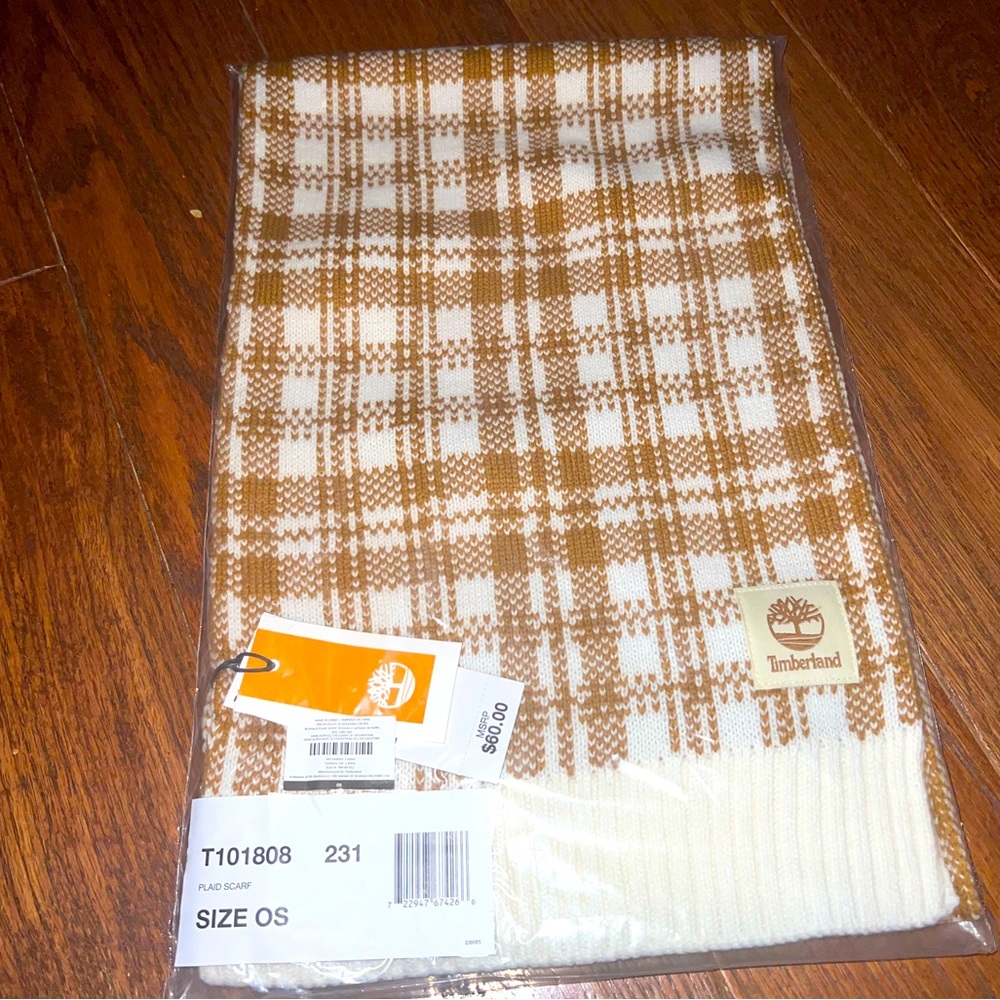 NWT unisex Timberland plaid scarf. Still sealed in bag.